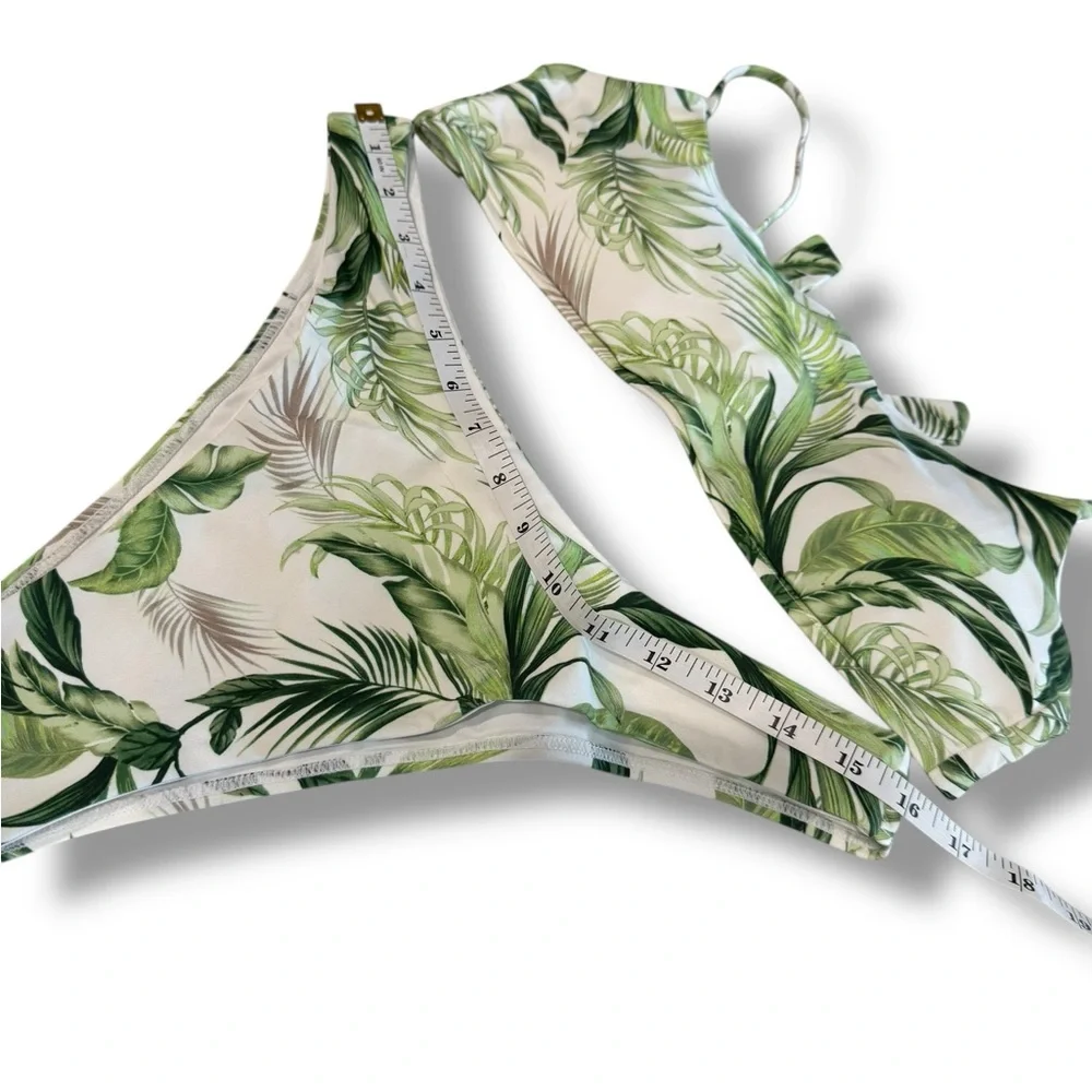 Monday Swimwear Tropical Leaf Bikini Top (L)‎ and Bottom (V)